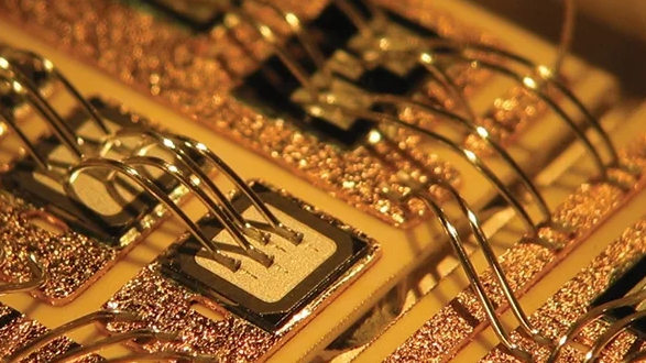 Bonder de bola de arame dourado_587_330.jpg